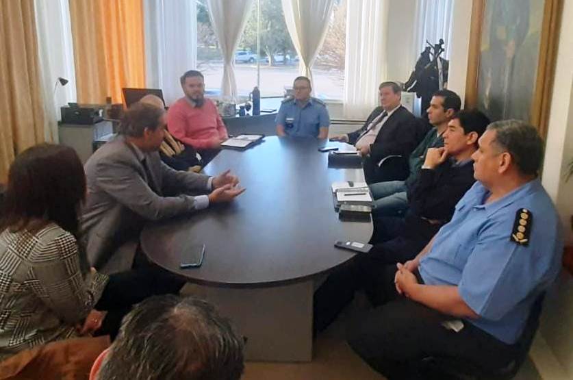 El Ministerio de Seguridad se reunió con autoridades de la Defensoría de&nbsp;Trelew