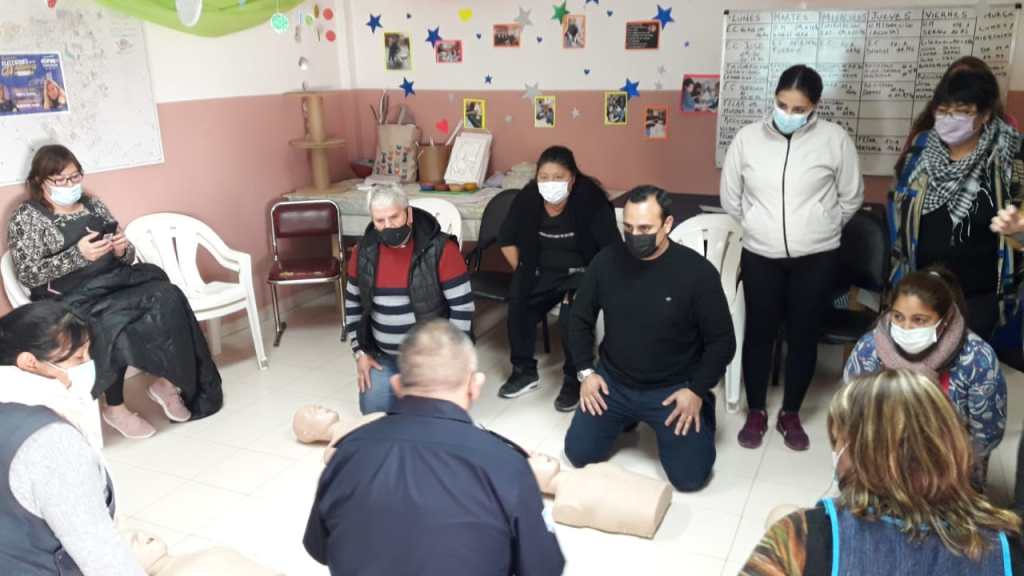 El personal del Centro de Ciegos y Disminuidos visuales de Trelew se capacitó en Reanimación&nbsp;Cardiopulmonar