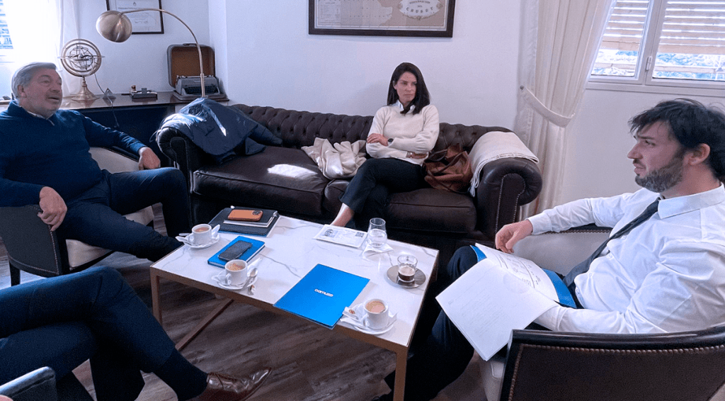 Torres se reunió con directivos de Camuzzi Gas del&nbsp;Sur