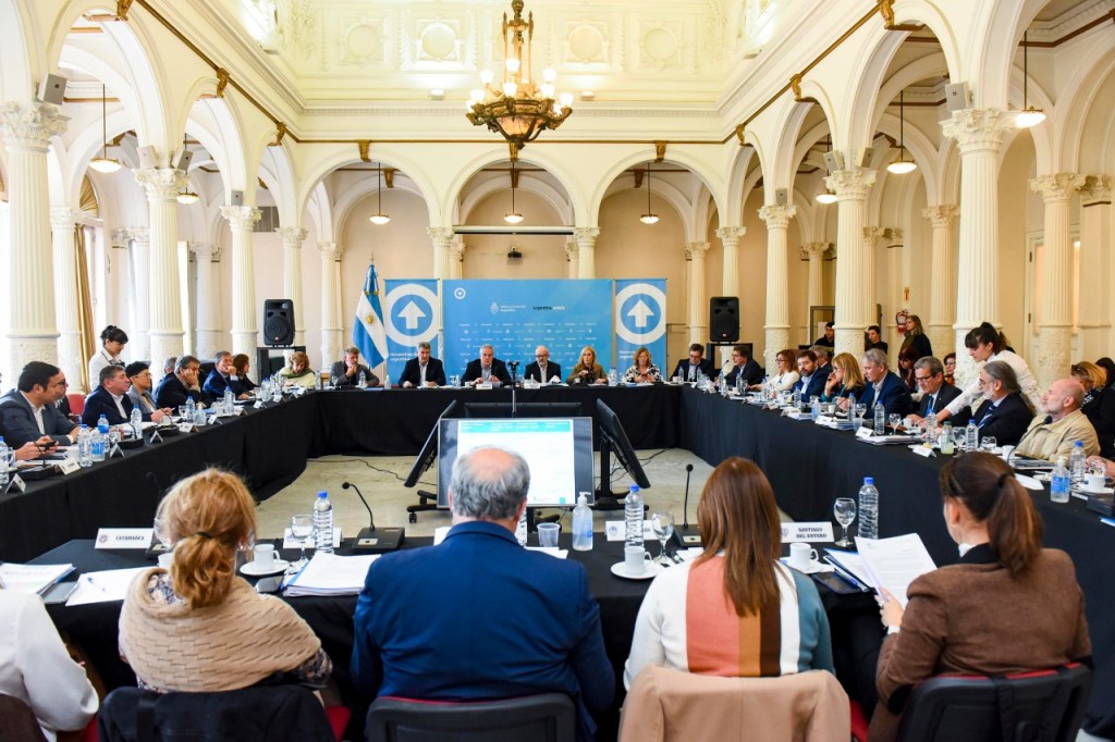 Hora extra de clases: Grazzini aseguró que “se evaluará la prueba piloto para replicarla en el resto de las escuelas de&nbsp;Chubut”