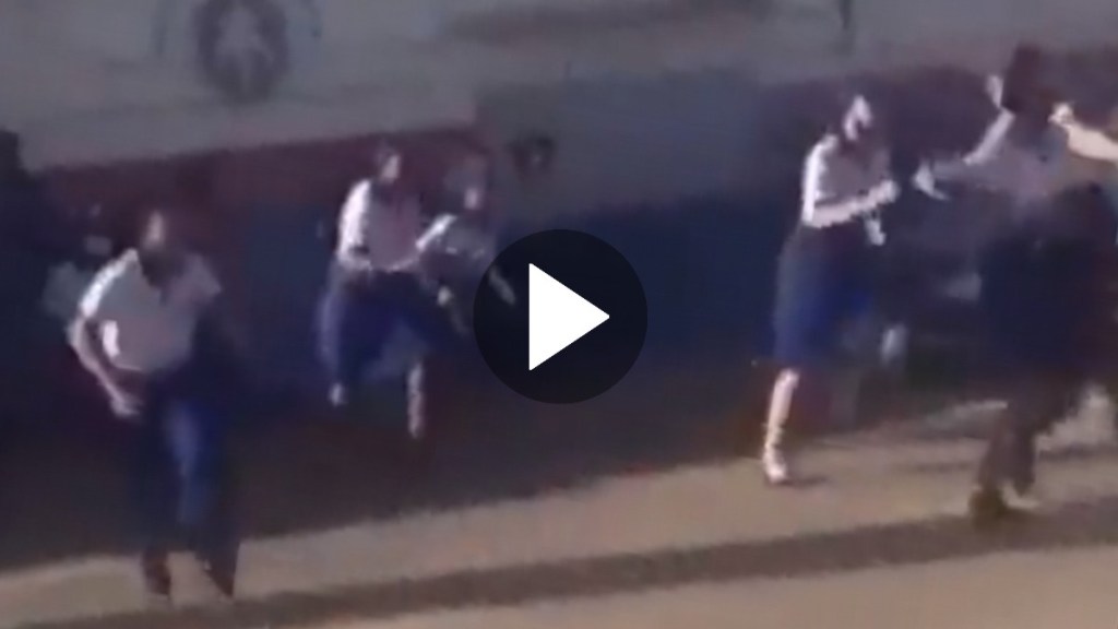 Video: chico de 14 años asesinó a balazos en el colegio a una compañera&nbsp;discapacitada