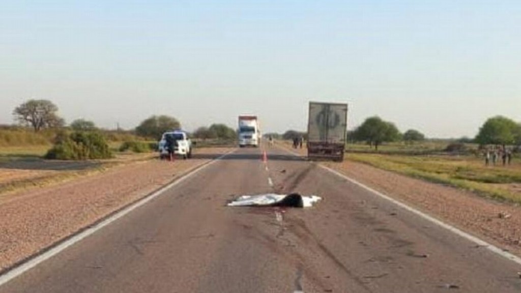 Acuchilló a su pareja y creyéndola muerta se suicidó chocando su moto de frente con un&nbsp;camión