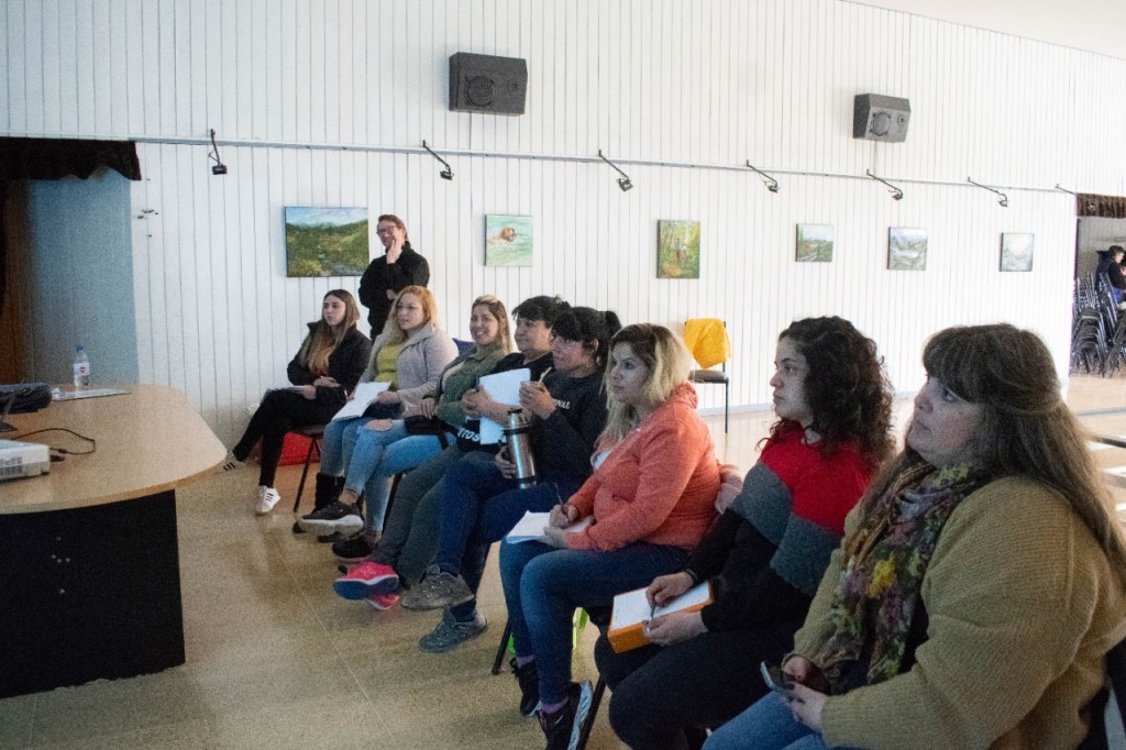 Comenzó en Rawson una capacitación para mujeres&nbsp;marineras