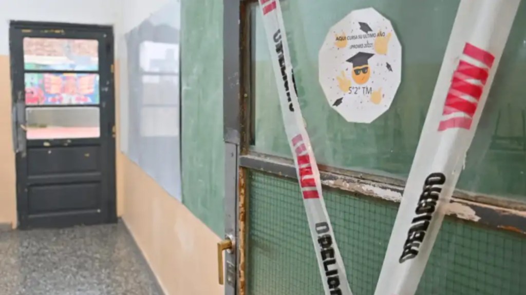 Fumigaron un colegio en pleno dictado de clases y decenas de alumnos y maestros fueron&nbsp;intoxicados