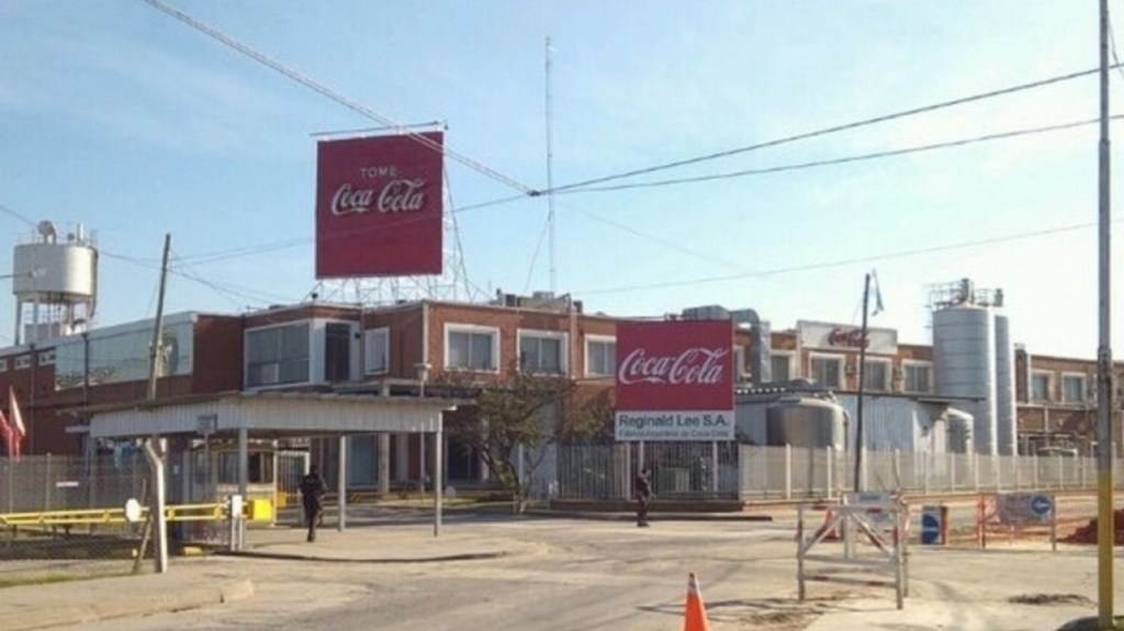 Degollaron a un operario de Coca Cola dentro de la planta&nbsp;embotelladora