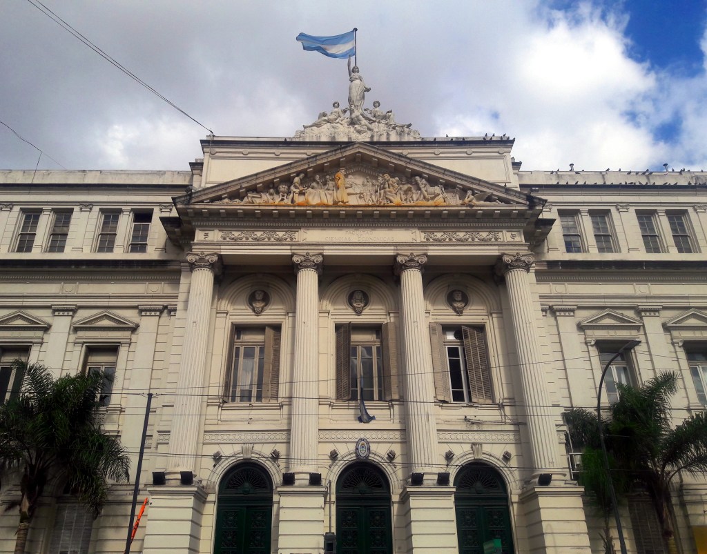 Un estudiante que estaba a punto de rendir un examen en la UBA se descompensó y&nbsp;murió
