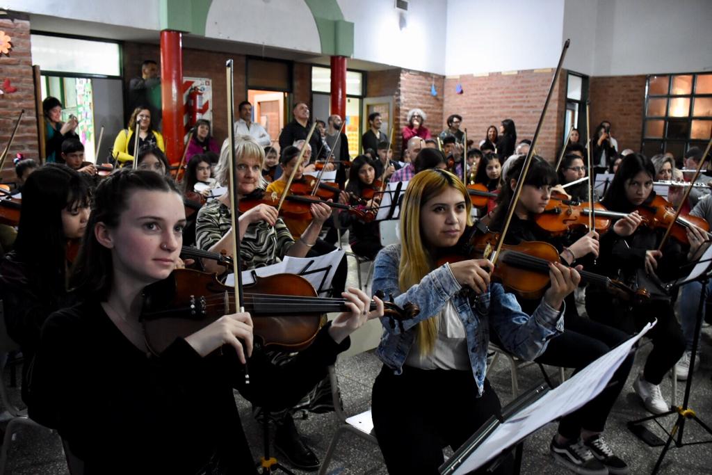La Orquesta del Barrio INTA celebró su 21° Aniversario con una muestra y&nbsp;concierto