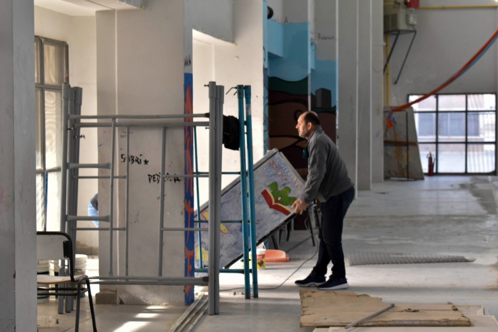 El Gobierno del Chubut realiza reparaciones en la Escuela N° 795 de&nbsp;Rawson