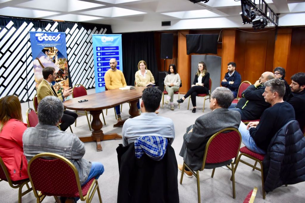 El Municipio impulsa la vinculación entre la UTN y el empresariado&nbsp;local