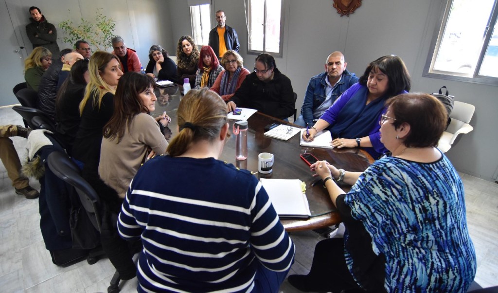 Gremios de Salud se reuniwron con la nueva&nbsp;Ministra