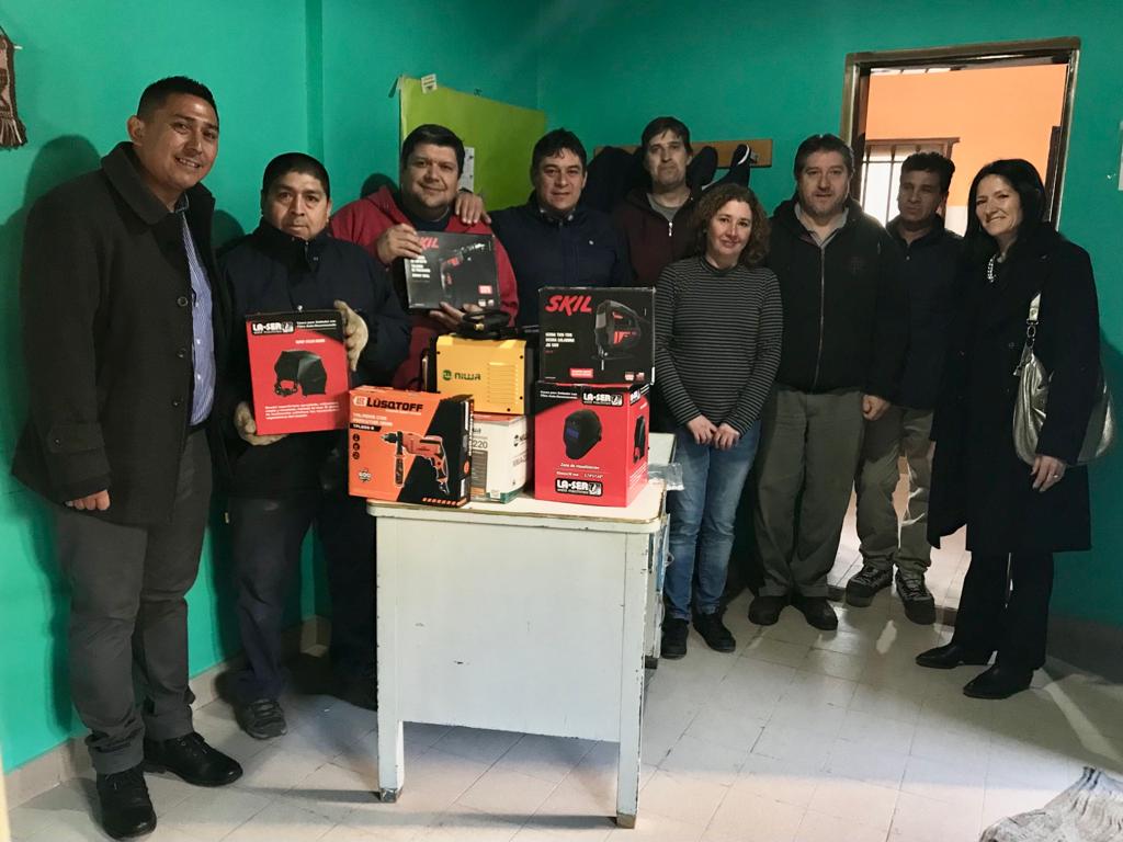 Desarrollo Social: Se entregaron herramientas para el taller de Herrería que se dicta en el COSE de&nbsp;Esquel