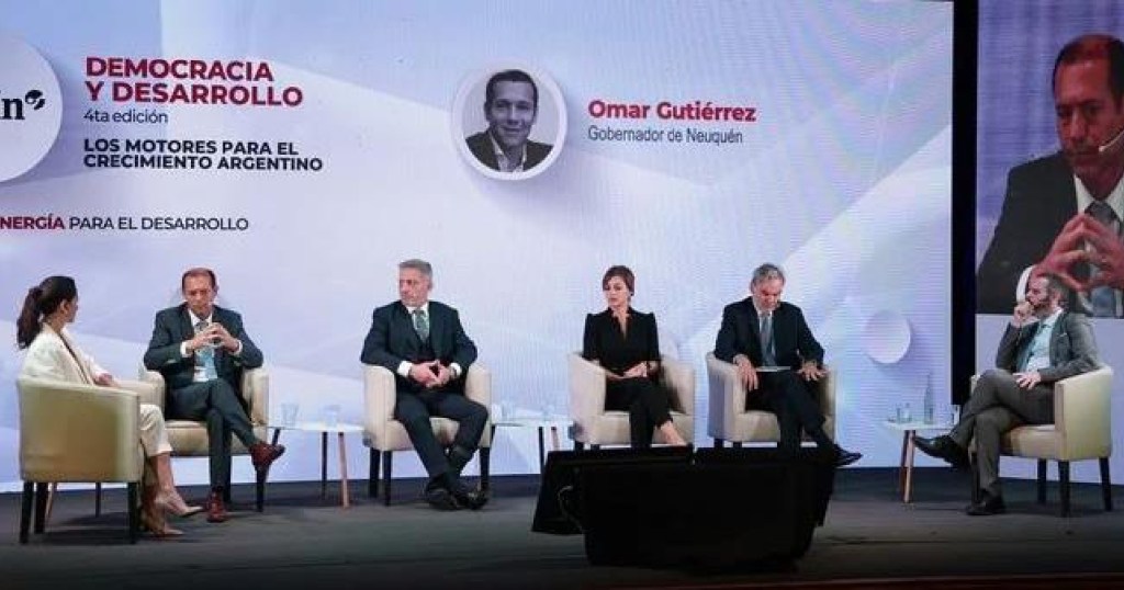 Arcioni en el ciclo “Democracia y Desarrollo, los motores para el Crecimiento&nbsp;Argentino”