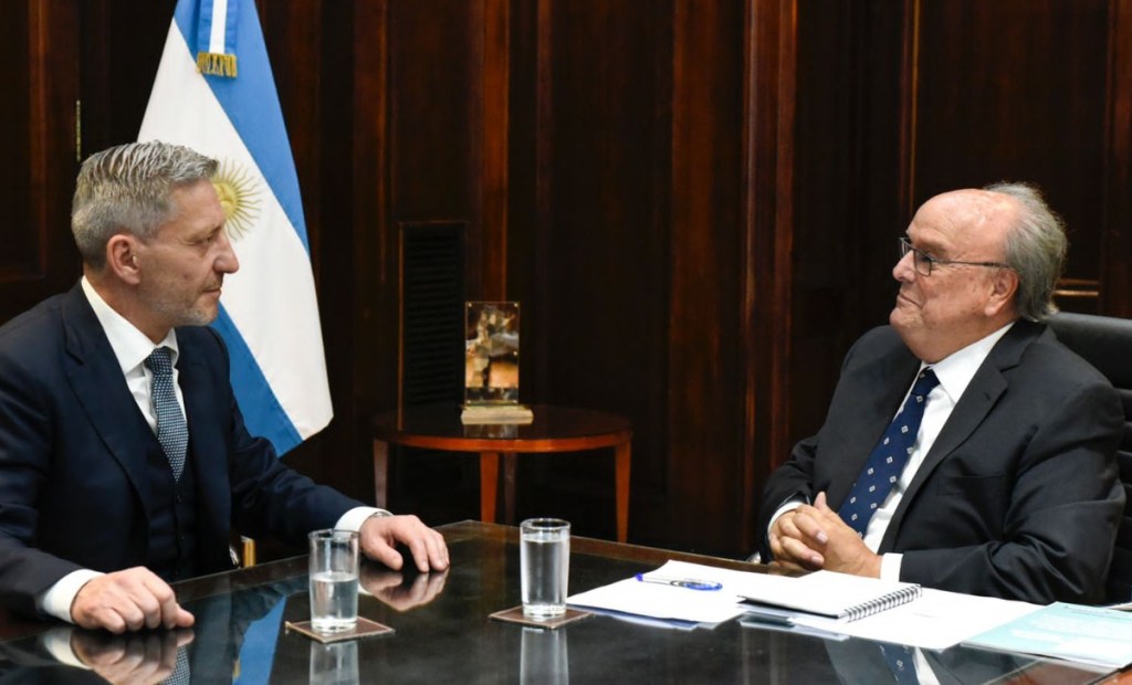Arcioni se reunió con Mendiguren y acordaron impulsar economías&nbsp;regionales