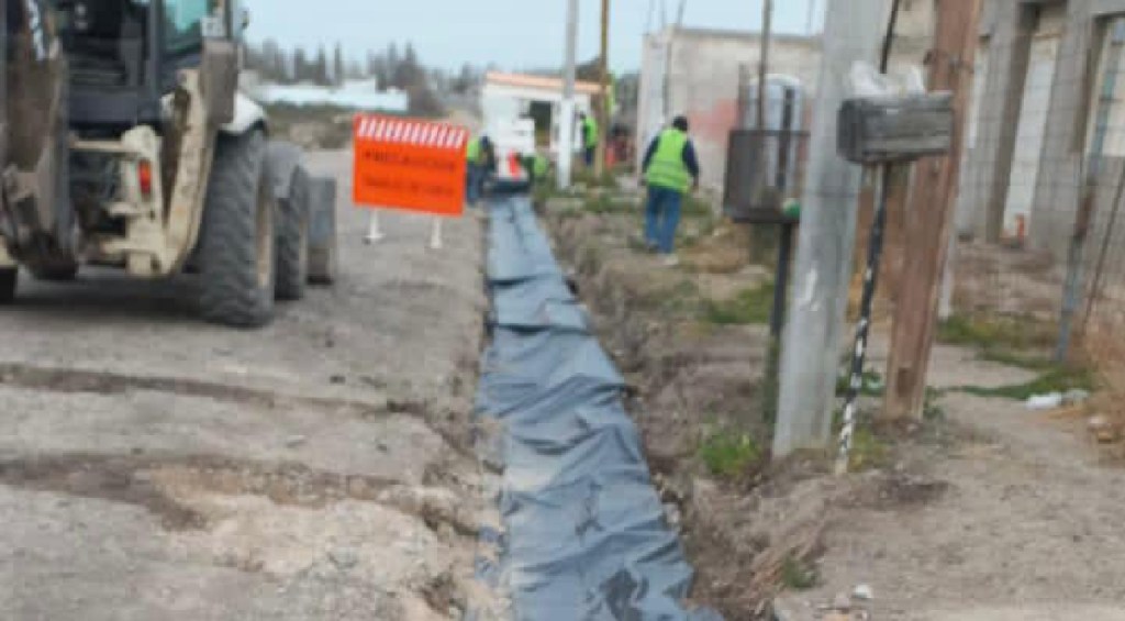 Se avanza en el hormigonado de cordones cuneta en el barrio&nbsp;Etchepare