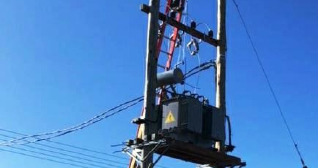 Se trabaja en la ampliación de la red eléctrica de&nbsp;Tecka