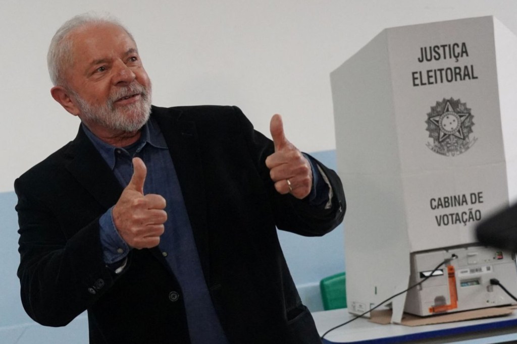 Brasil: ganó Lula y habrá segunda&nbsp;vuelta
