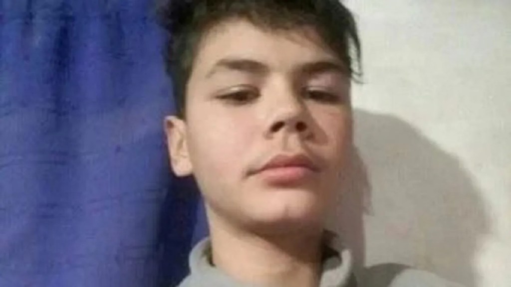 Horror: dos chicos le hacían bullying a un nene de 13 años, lo apuñalaron y lo quemaron vivo “por&nbsp;placer”