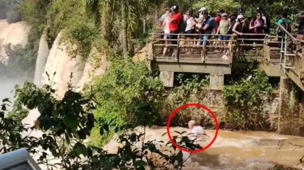 Encontraron un cuerpo e investigan si es el hombre que se cayó en las&nbsp;Cataratas