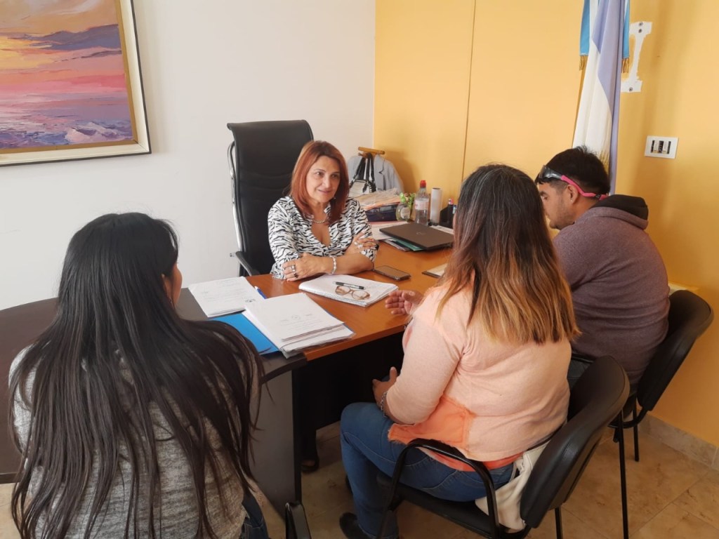 El Gobierno acordó acciones con la Asociación de Pelucas Oncológicas de&nbsp;Trelew