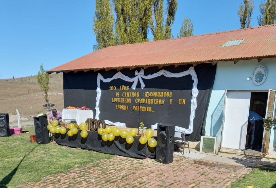 El Gobierno del Chubut acompañó los festejos por el centenario de la Escuela N° 60 de Ranquil&nbsp;Huao