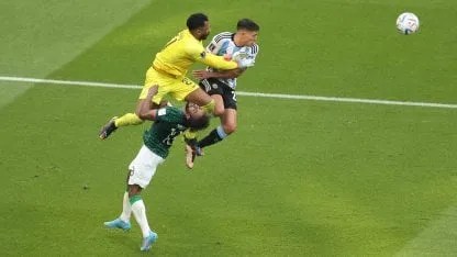 El jugador de Arabia Saudita tiene fractura de mandíbula y será operado de&nbsp;urgencia
