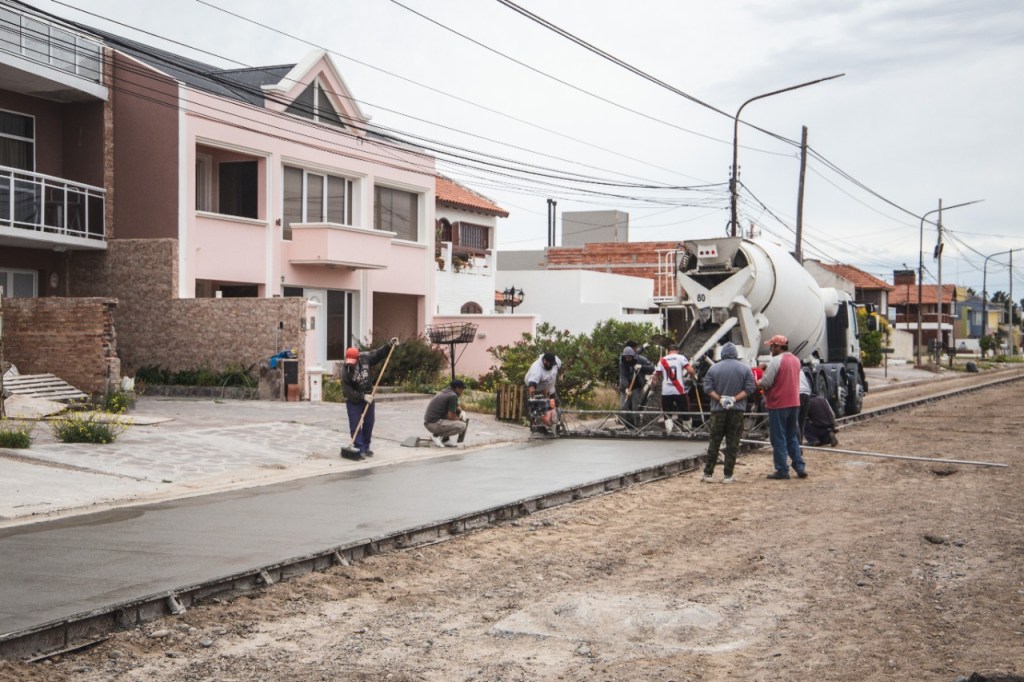 Avanza la pavimentación en Playa&nbsp;Unión