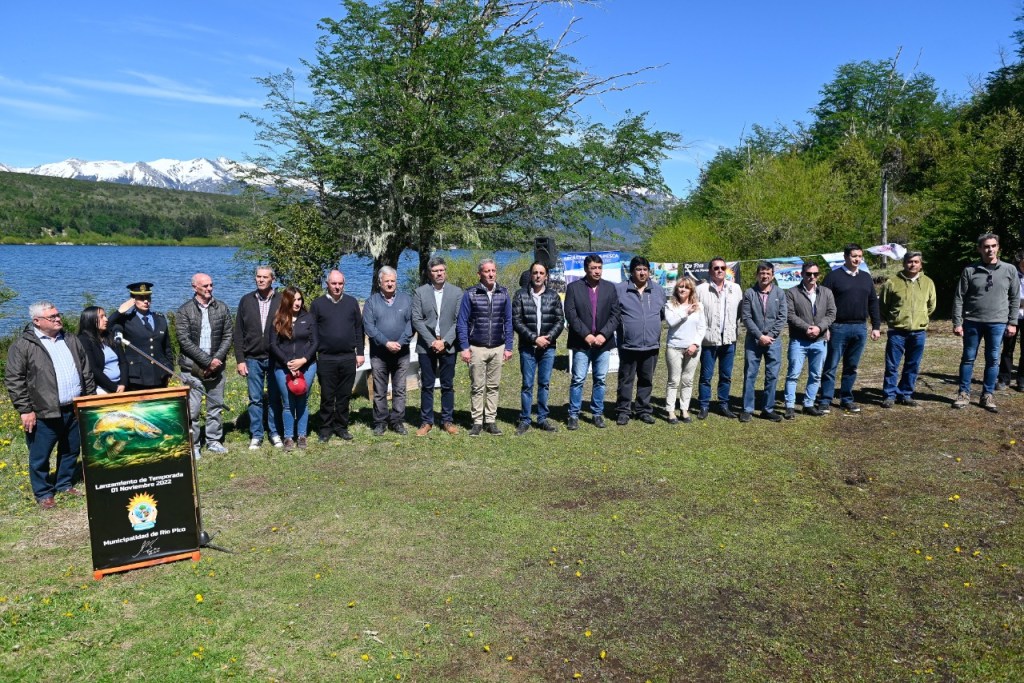 Arcioni presidió el lanzamiento de la temporada de Pesca Deportiva Continental en Río&nbsp;Pico