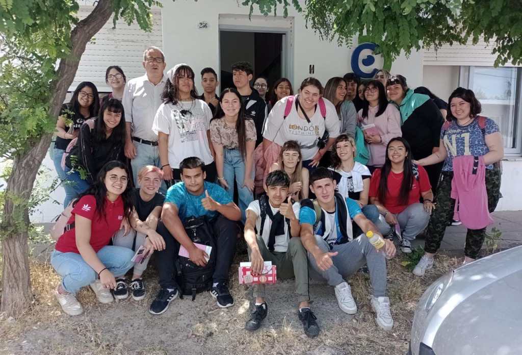 Estudiantes de la Escuela N° 752 de Rawson visitaron la oficina de la Dirección de Defensa y Protección de Consumidores y Usuarios del&nbsp;Chubut
