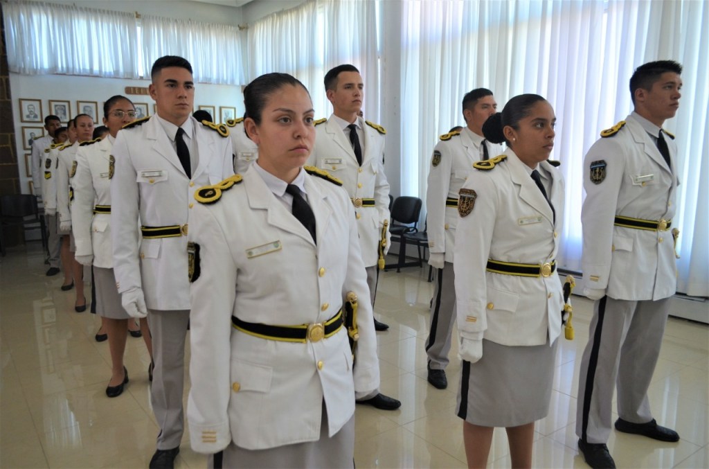La Policía del Chubut capacitó a sus futuros Oficiales en rescate&nbsp;acuático