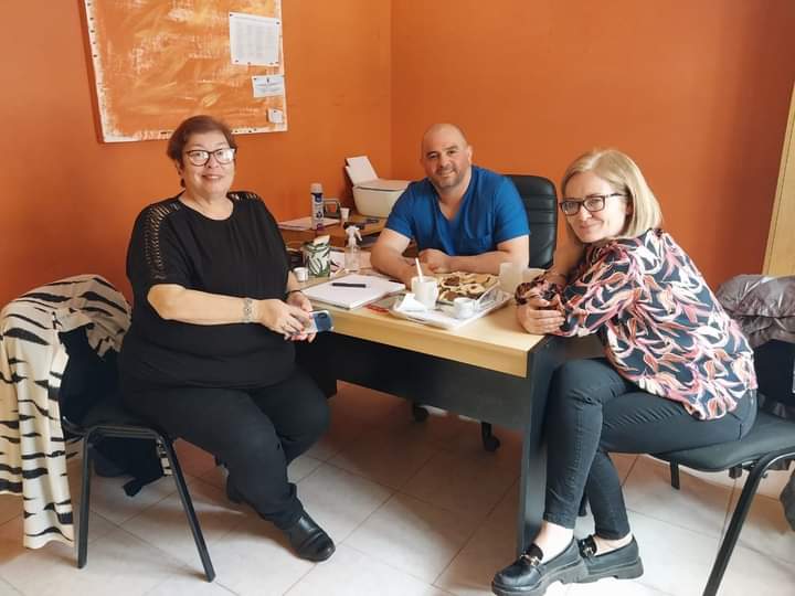 Visita al Hospital Rural de El Hoyo, de cara a la próxima temporada&nbsp;turística