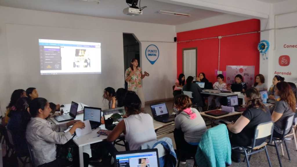 Se realizó un taller gratuito para mujeres&nbsp;emprendedoras