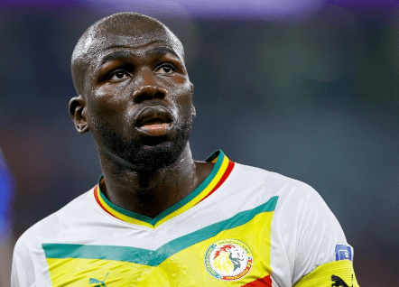 Koulibaly le dedicó la clasificación a Sadio Mané y al recuerdo de Papa Bouba&nbsp;Diop