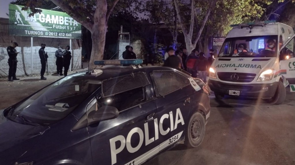 Volvió borracho a su casa, le dio una paliza a su esposa y su hijo le hundió la cabeza de un&nbsp;martillazo