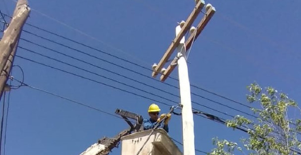 Reparación y mantenimiento en el sistema eléctrico de&nbsp;Gualjaina