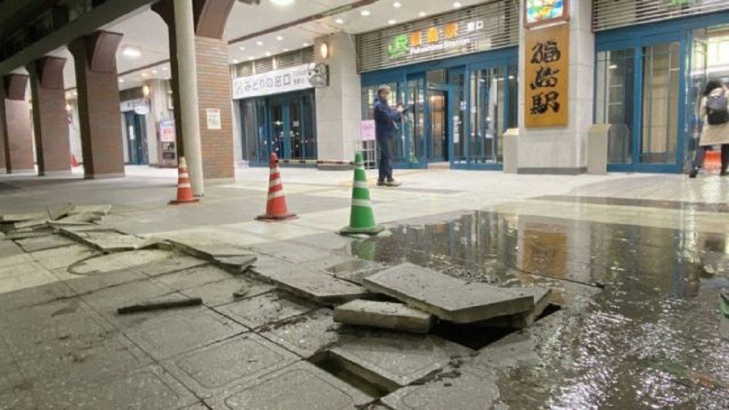 Un fuerte sismo frente a la costa de Japón hizo temblar a Tokio y otras&nbsp;ciudades