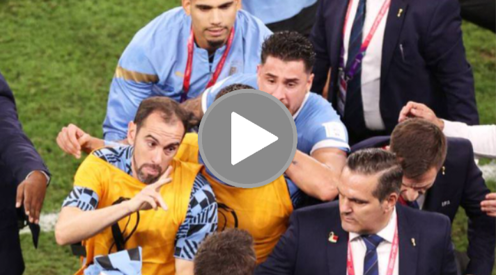 Jugador uruguayo podría recibir una duda sanción por agredir a un oficial de la&nbsp;FIFA
