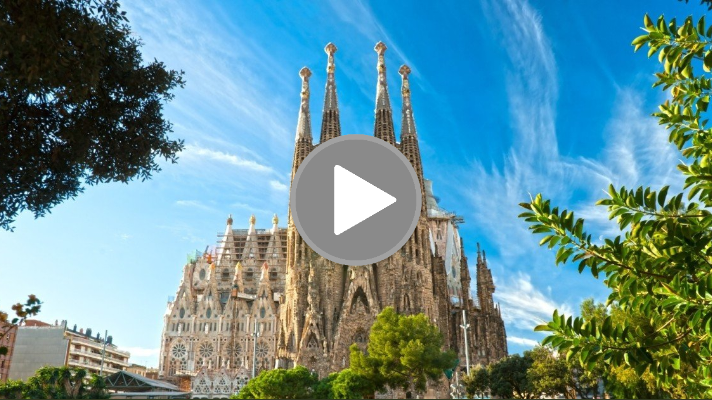 #Barcelona | La Sagrada Familia ilumina sus dos nuevas&nbsp;torres