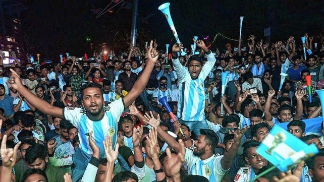 Argentino que vive en Bangladesh dice que esperan la final «con&nbsp;entusiasmo»