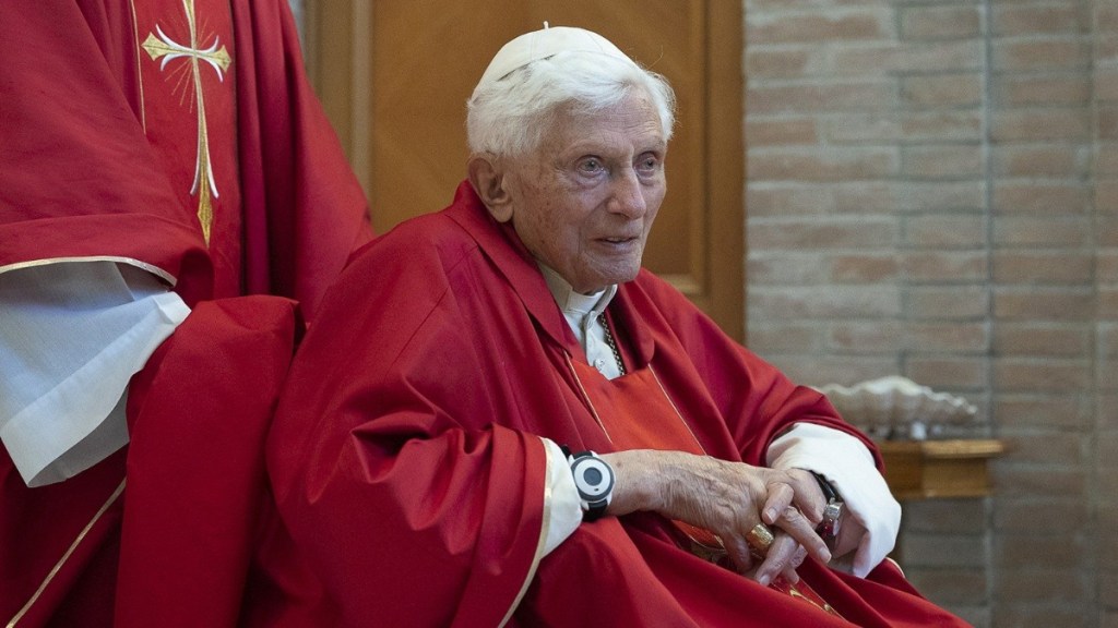 El insomnio fue el «motivo central» de la renuncia de Benedicto&nbsp;XVI