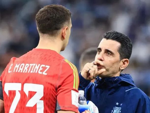 Tocalli: «Dibu tiene una cabeza&nbsp;ganadora»