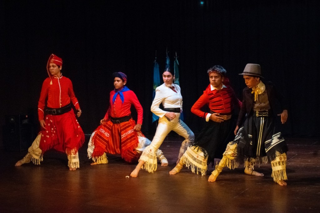 Fotos | Exitosa muestra anual de los talleres culturales de la Municipalidad de&nbsp;Rawson