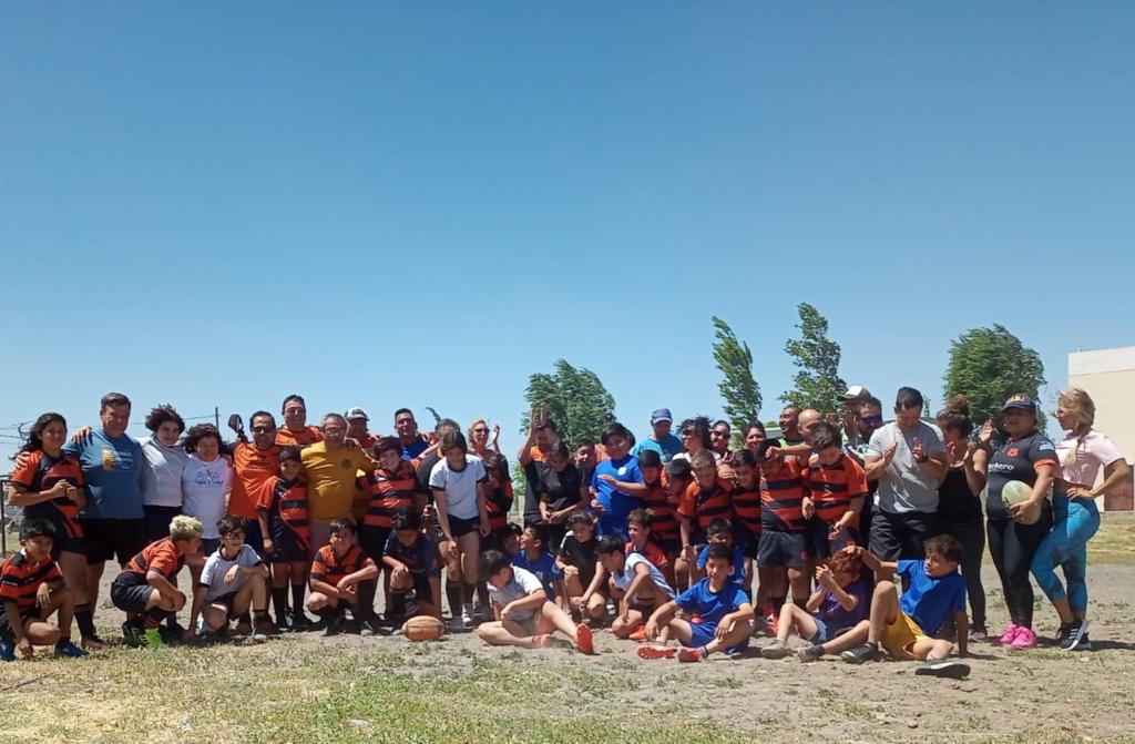 El taller de Rugby Social cerró el año con gran participación de chicos y&nbsp;chicas