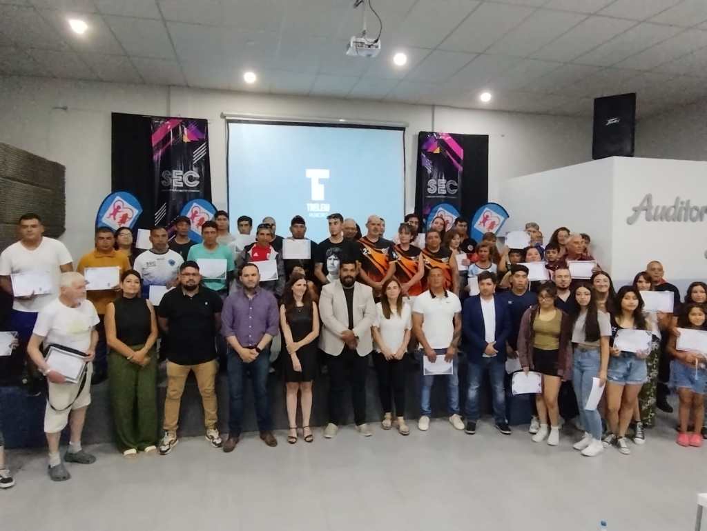 Entrega de certificados del programa ‘Creciendo Feliz’ en&nbsp;Trelew