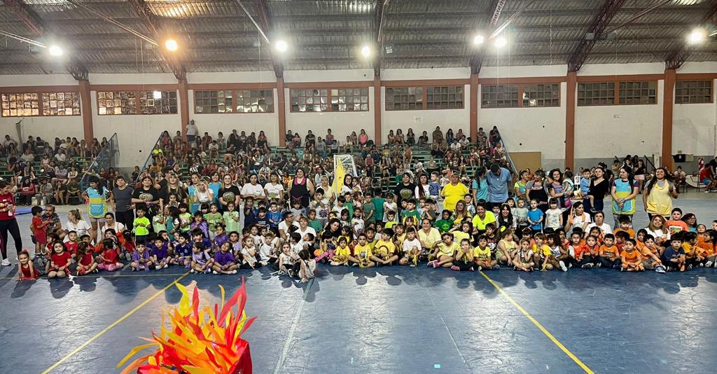 Jardines Municipales realizaron las “Mini Olimpiadas” en Playa Unión 