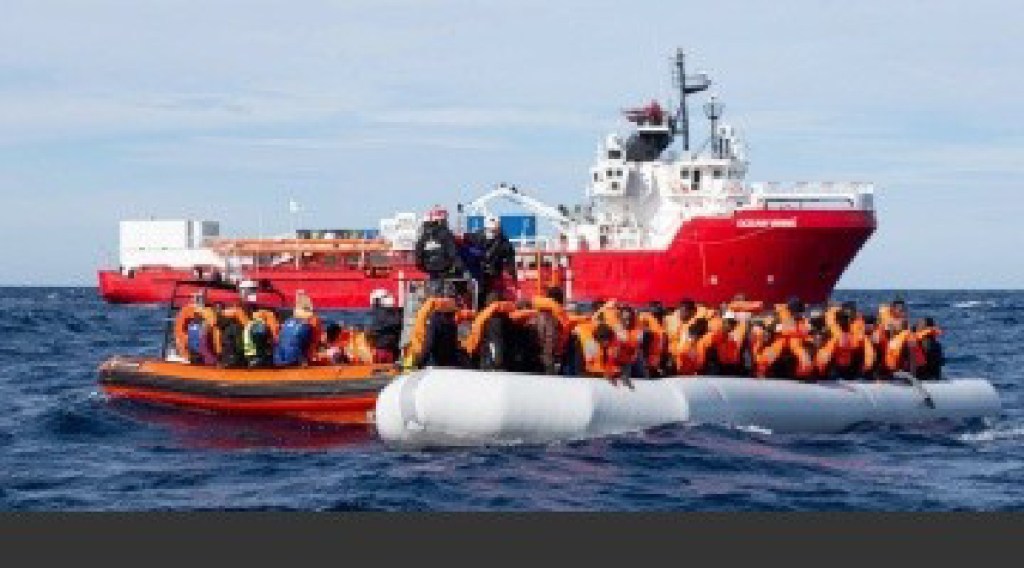 Más de 100 migrantes fueron rescatados del mar&nbsp;Mediterráneo