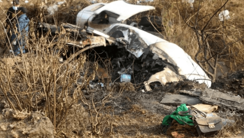 Delincuentes robaron un avión, se estrellaron luego de despegar y&nbsp;murieron