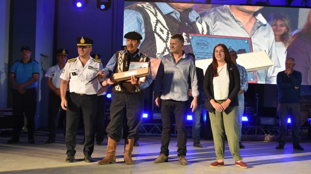 Se realizó la primera edición de la “Fiesta del Jinete y el Folclore” en&nbsp;Gualjaina