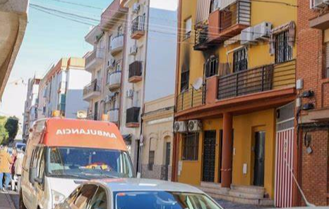 Tres jóvenes mueren al incendiarse un&nbsp;departamento