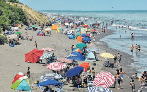 410 mil turistas arribaron este verano al balneario de Pehuen&nbsp;Có