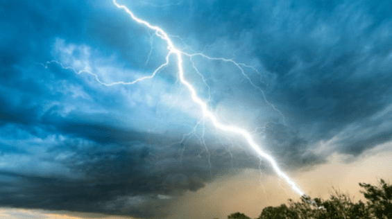 #Suiza | Científicos lograron desviar un rayo utilizando un láser en una&nbsp;montaña